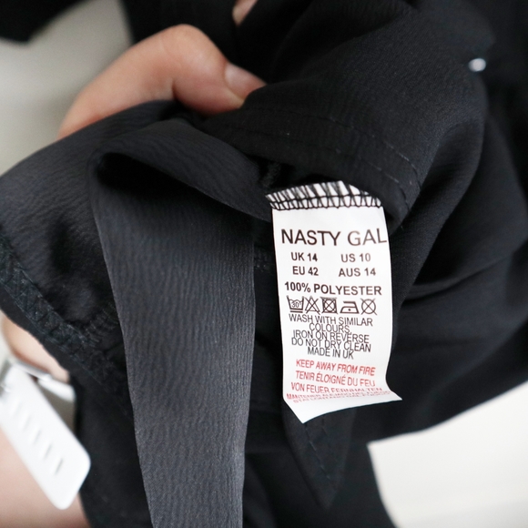 ✨NWT✨ Nasty Gal Shirt Dress - Picture 5 of 7